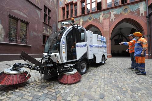 During the trials, the sweeper with a fuel cell propulsion system will be tested under everyday conditions.