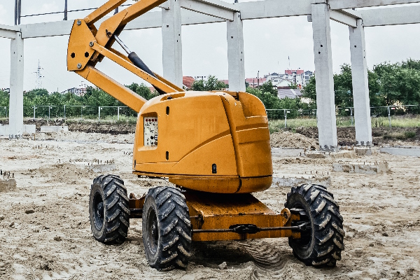How TVH's foam-filled tyres ensure the safety of professionals