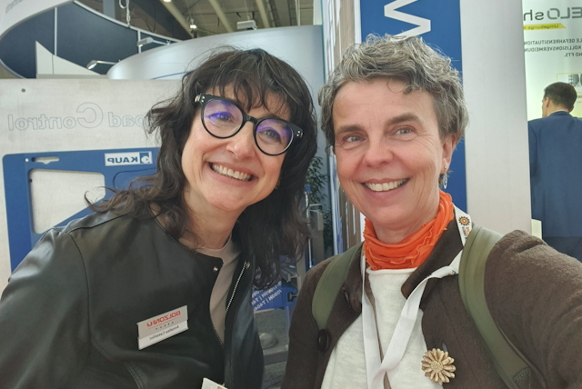 Forkliftaction's Ann and Bolzoni's Annalisa Castellini are happy to meet again face-to-face in Stuttgart.