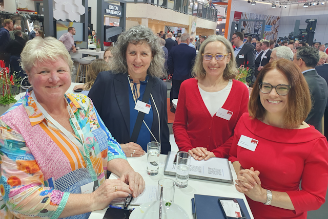 On day one as Barbara sits down with Monika Laurant-Junge, Heike Oder and Ulrike Just to find out what's new at Linde.