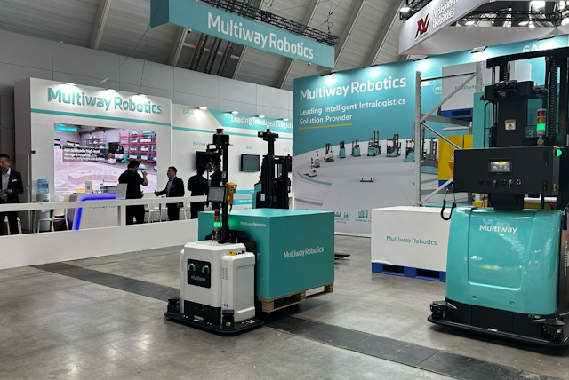 Multiway Robotics shows off their range of AGVs and AMRs including the oh so cute Pallet Truck WeFront X20.