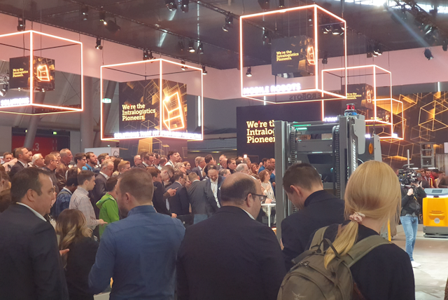 Digitalization, automation and electrification were showcased live at the Jungheinrich Logimat exhibit, drawing a large crowd