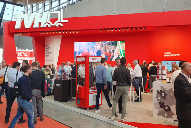 TVH team welcomes visitors with food, wine and even a claw machine