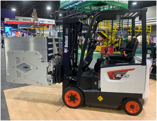 Cascade ActivWeigh™ with Carton Clamps