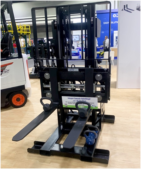 Cascade ActivWeigh™ with Lift-Tek Mast