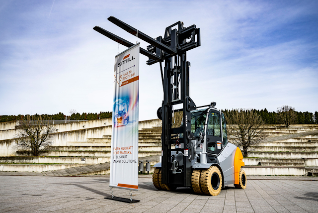 Don’t know where to find STILL? The orange truck shows you the way!
