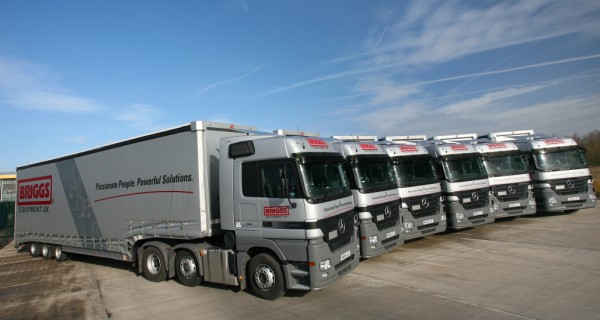 The new fleet will distribute Briggs' Cat counterbalanced and warehouse forklifts across the UK.