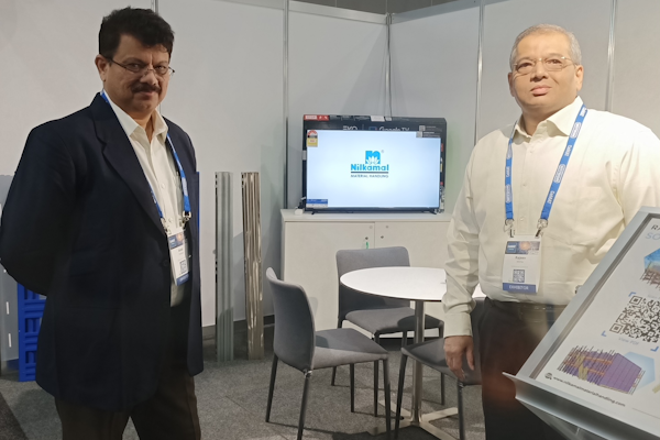 At the Nilkamal stand and Amol Pradhan, Vice President (racking & shelving), and Rajeev Mehta, Senior Vice President.