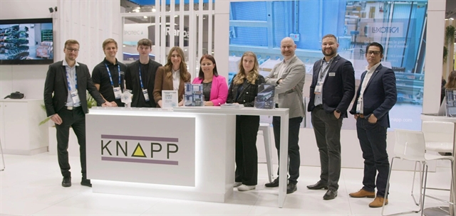 The Knapp team at their booth