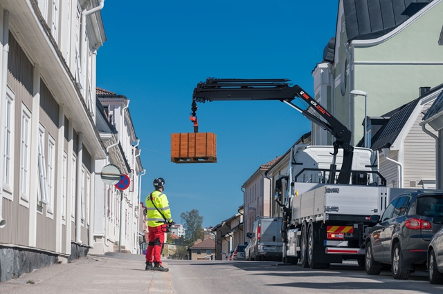 Hiab unveils EX.232 Hipro