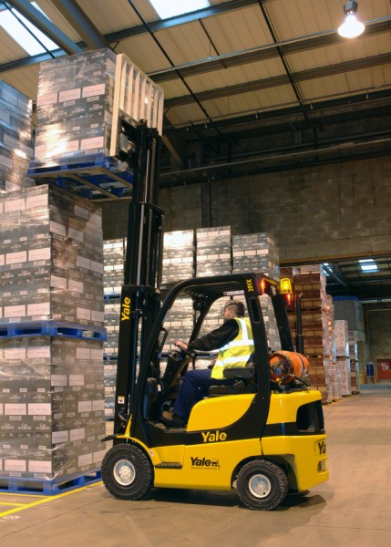 Operators appreciate the improved operator access, space and comfort levels on the Yale Veracitor VX forklifts.
