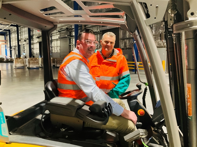 Toll Group's Neil Walters (sitting) and Mirza Kartal