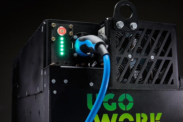 UgoWork's unique automotive connector and ergonomic user interface