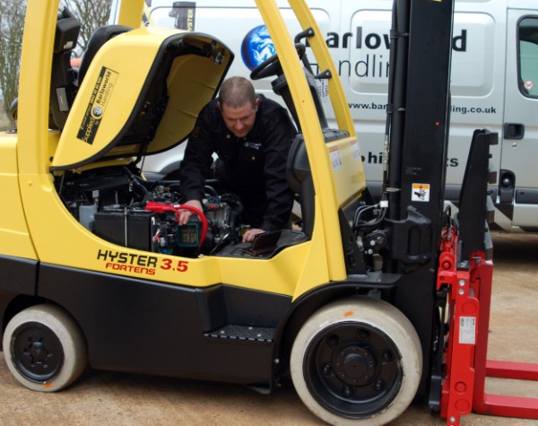 Barloworld Truckserve packages help to minimise unforseen repairs and unproductive downtime for used and new forklifts.