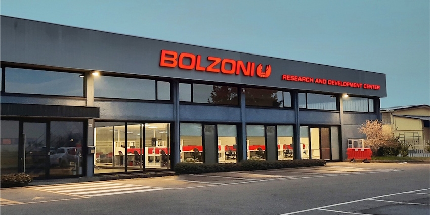 The Bolzoni Group Research and Development Centre is located in Piacenza, Italy, on a 2.000 sqm (21,500 sq.ft) area: a melting pot of expertise, with labs and test areas.