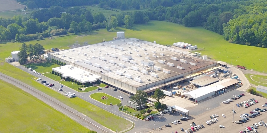 Bolzoni Inc is located in Sulligent, AL, with a building size of 28.000 sqm.  (301,000 sq.ft)The forklift truck attachments factory serves the North, Central and South American markets.