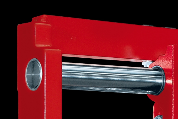 Over 1,000 hours of maintenance-free use, minimal lubricant need, and an eco-friendly design that keeps your loads clean.