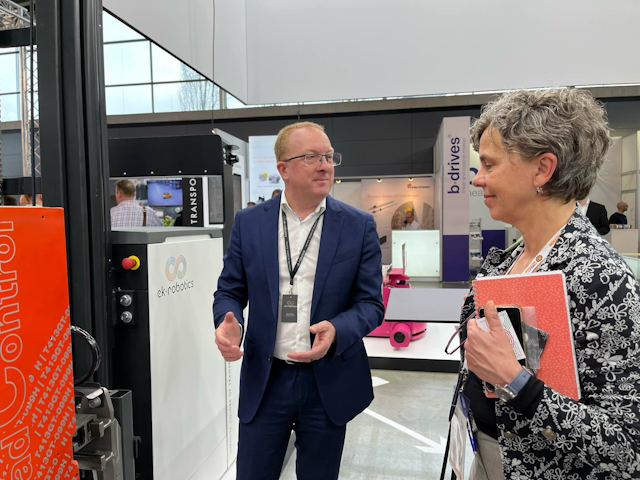 EK Robitics managing director Chris Price meets with Ann and takes her through their Vario Move system.