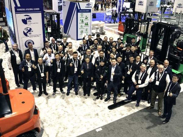 Team Hangcha gives ProMat 2025 a resounding thumbs up.