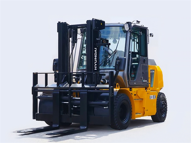 Korea's first heavy duty electric forklift