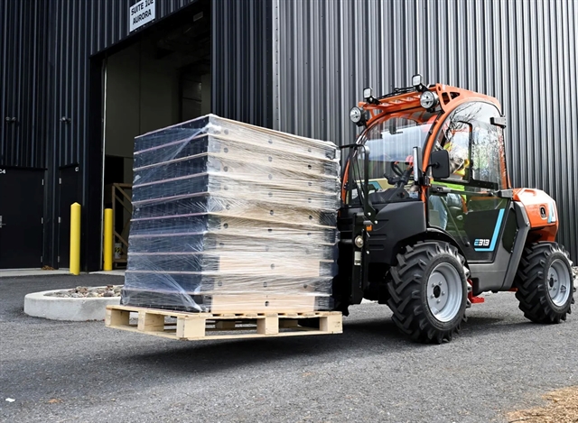 JLG releases electric telehandler, expands range