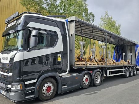 Order for 360 pallet trucks en route to UK military