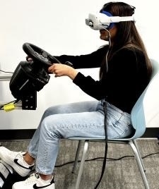 VR simulator used to train Canadian forklift operators