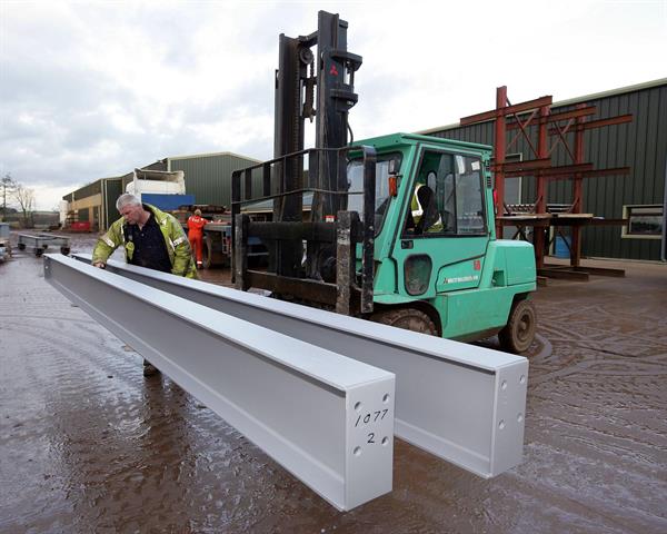 The modified 5-tonne forklift