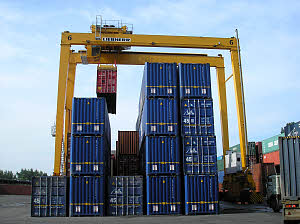 A Liebherr RTG