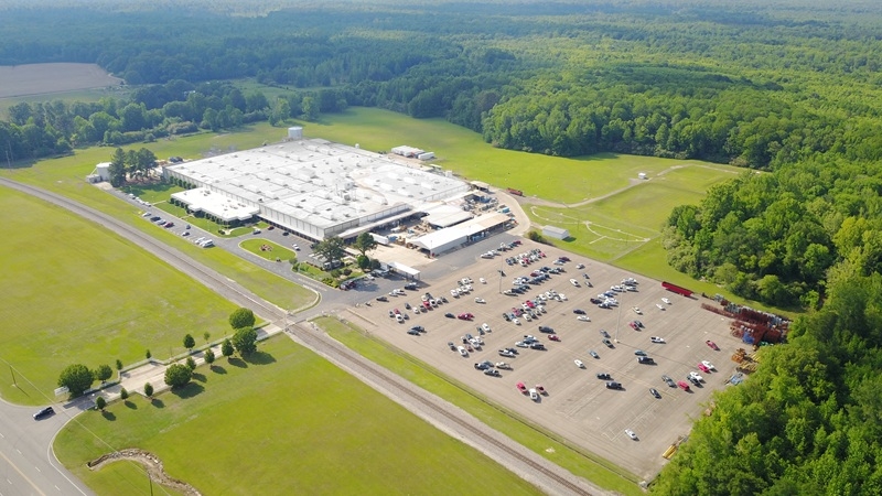 The Sulligent, AL manufacturing facility is based on a 450,000 sq.ft land size. The plant delivers highly cost competitive products for the American market.