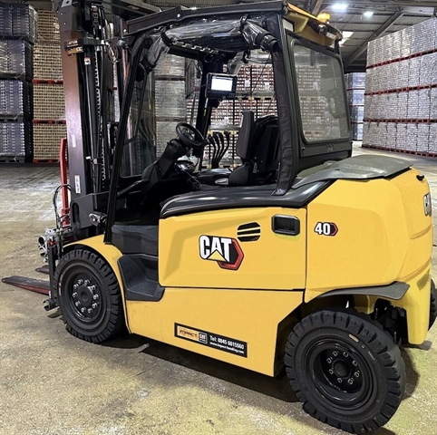 UK 3PL Knowles Logistics electrifies fleet