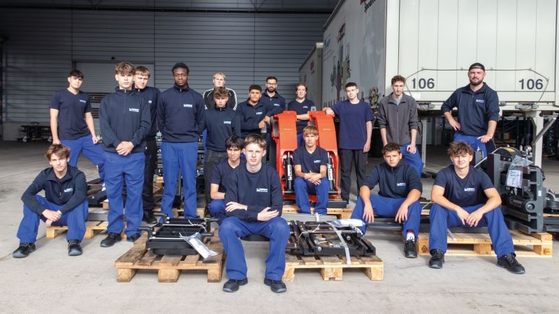 Kaup takes on 18 new trainees