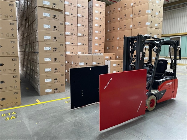 Modern warehouse operations demand solutions: Bolzoni's intelligent attachments are built to meet the challenge.
