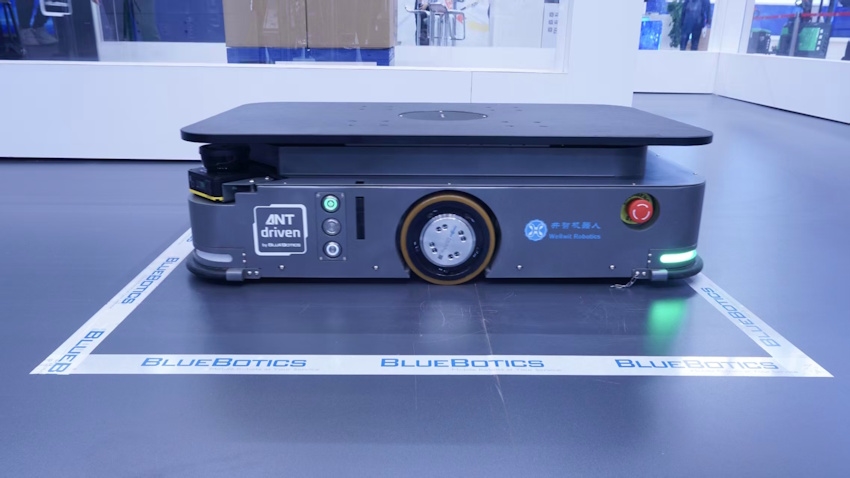 Wellwit Robotics Presents AMR innovations at CeMAT Asia 2025