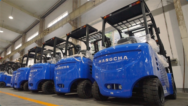 Hangcha Makes Largest Single Delivery of 108 Hydrogen Forklifts In China