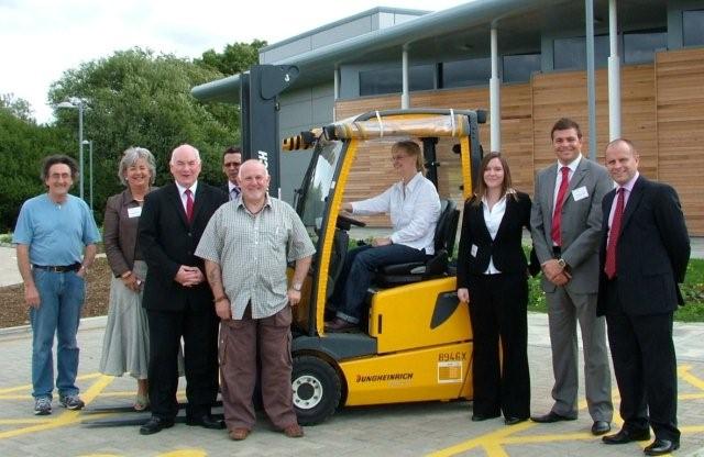 Jungheinrich delivers a forklift to MK SNAP