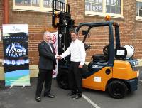 A Toyota 8FG25 forklift powered by compressed natural gas (CNG).