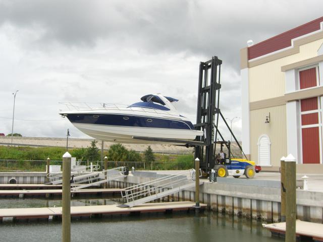 Hoist Liftruck's Neptune Series M270 marina forklift.