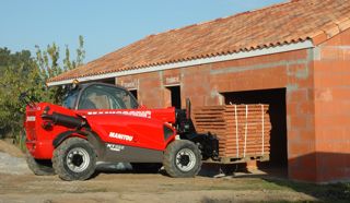 Manitou has created different operating modes in response to the new European standard for telehandlers.