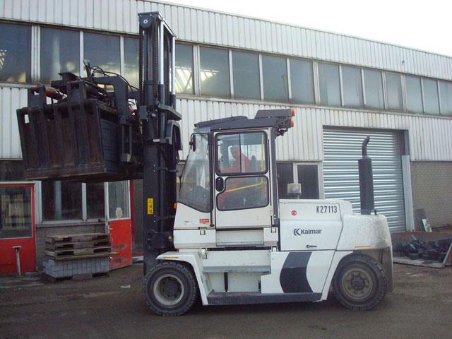 Kalmar forklift working at Martens Beton's production facility in Oosterhout, the Netherlands.