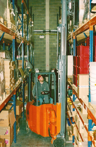 A Bendi articulated forklift working at Leon Jaeggi & Sons.