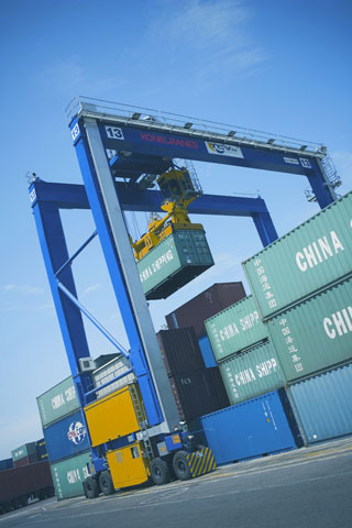 Petrolesport has ordered another four RTGs from Konecranes.