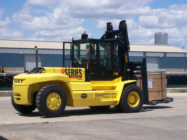 A Hoist P-Series forklift in action