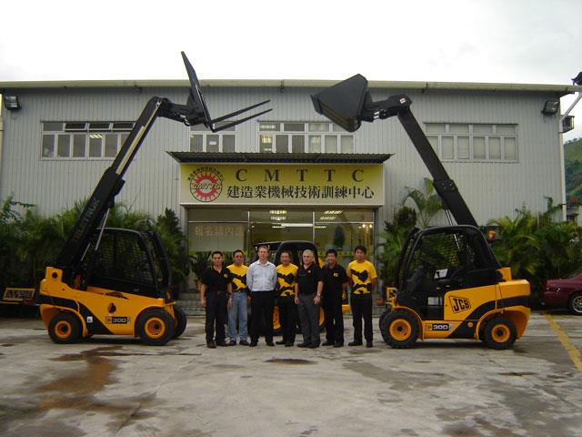 Pictured at Sun Shing's training centre (L-R) Man Wong, CM Chu, Darren Brookes, WD Lam, Pete Botha, Dick Lam and Garfield Hau