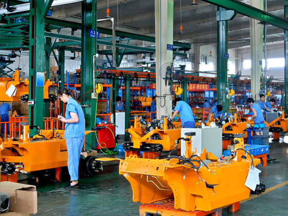 Samuk forklifts being built in China.