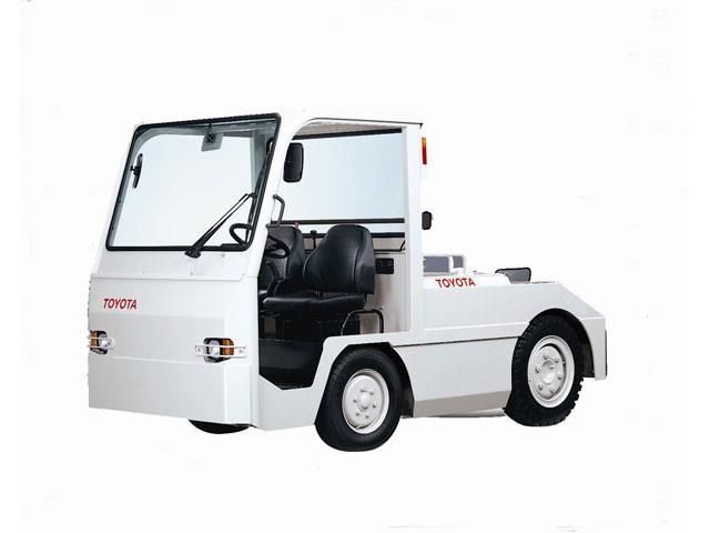 Toyota electric tow tractor