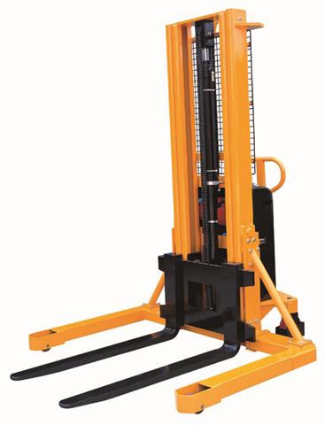 Richmond exhibited a range of stackers at the Bribane Safety Show