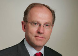 Kalmar president steps down