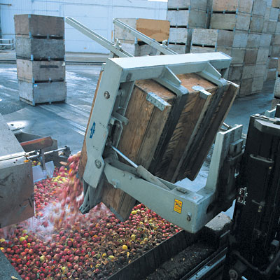 One of many specialty products, Cascade's Forward Bin Dumper is used in many agricultural applications.