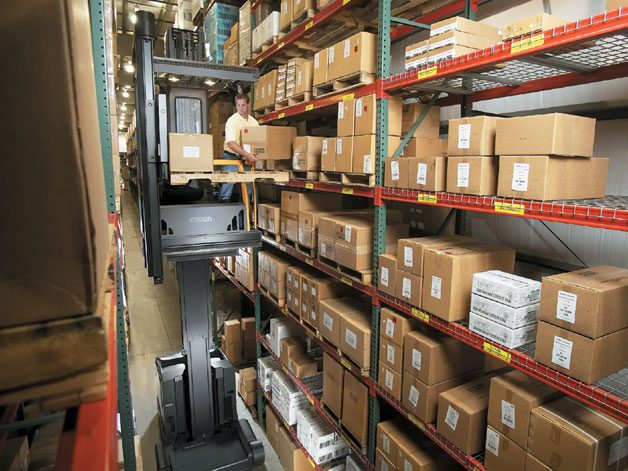 Crown's TSP6000 series turret stockpicker